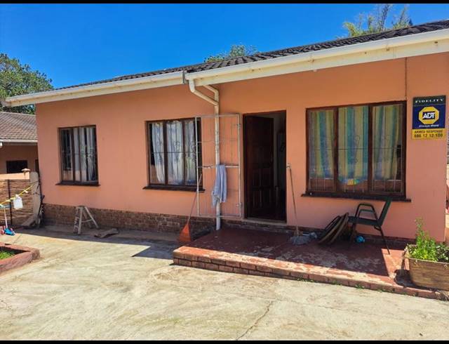 3 BEDROOM HOUSE FOR SALE IN SEA PARK